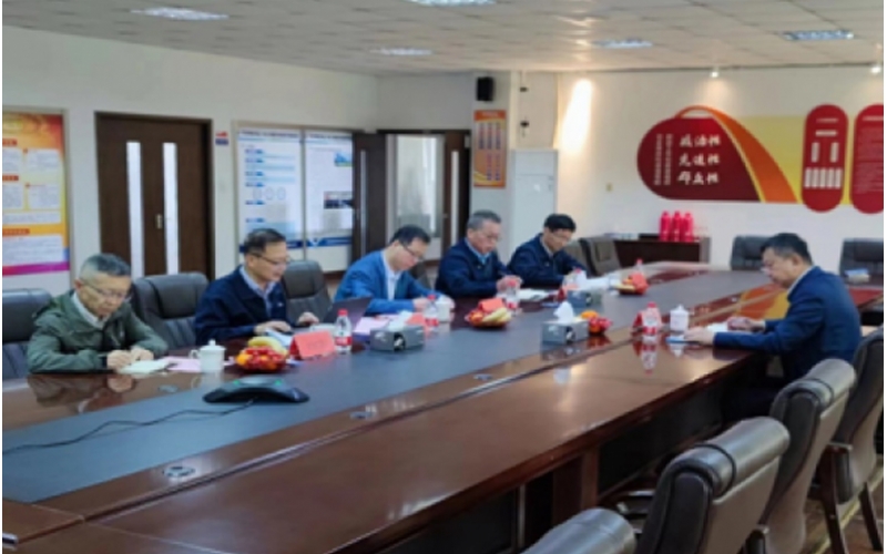 田斌董事长在标准菀坪热情接待中缝协会理事长杨晓京调研